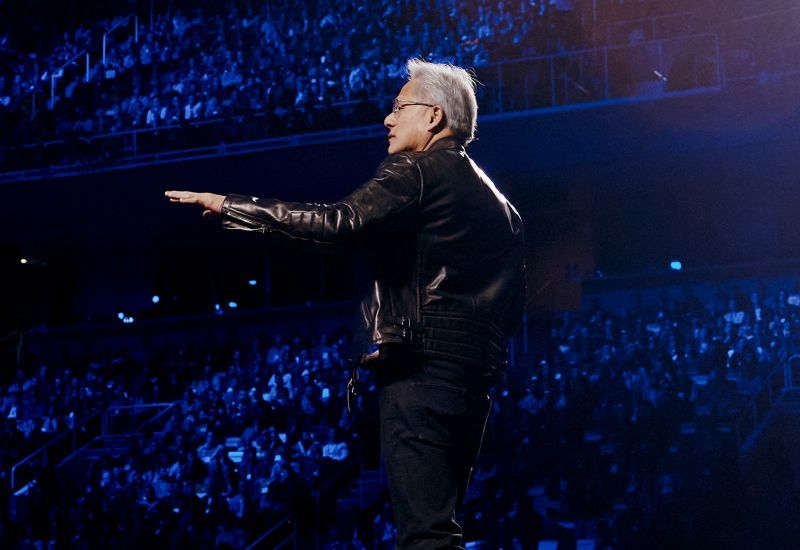 Nvidia выручит до конца следующего года $1 трлн от реализации аппаратных решений для ИИ, как считает основатель компании