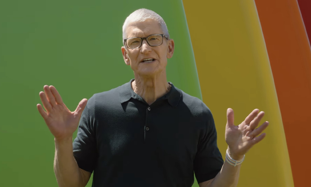 Тим Кук произнёс прощальную речь – он уходит с поста после 15 лет у руля Apple