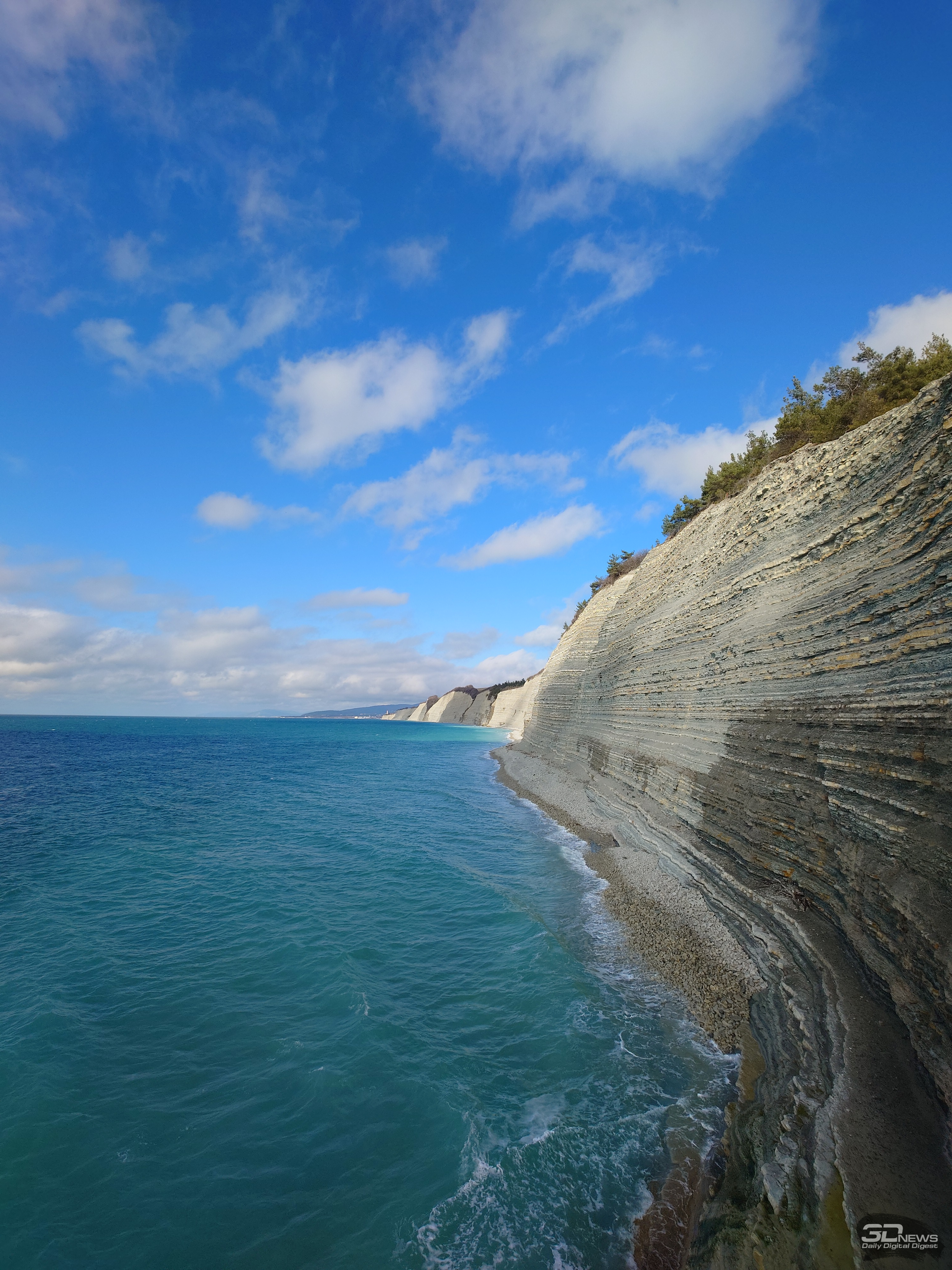 Обзор смартфона Sony Xperia 1 VII: на последнем дыхании