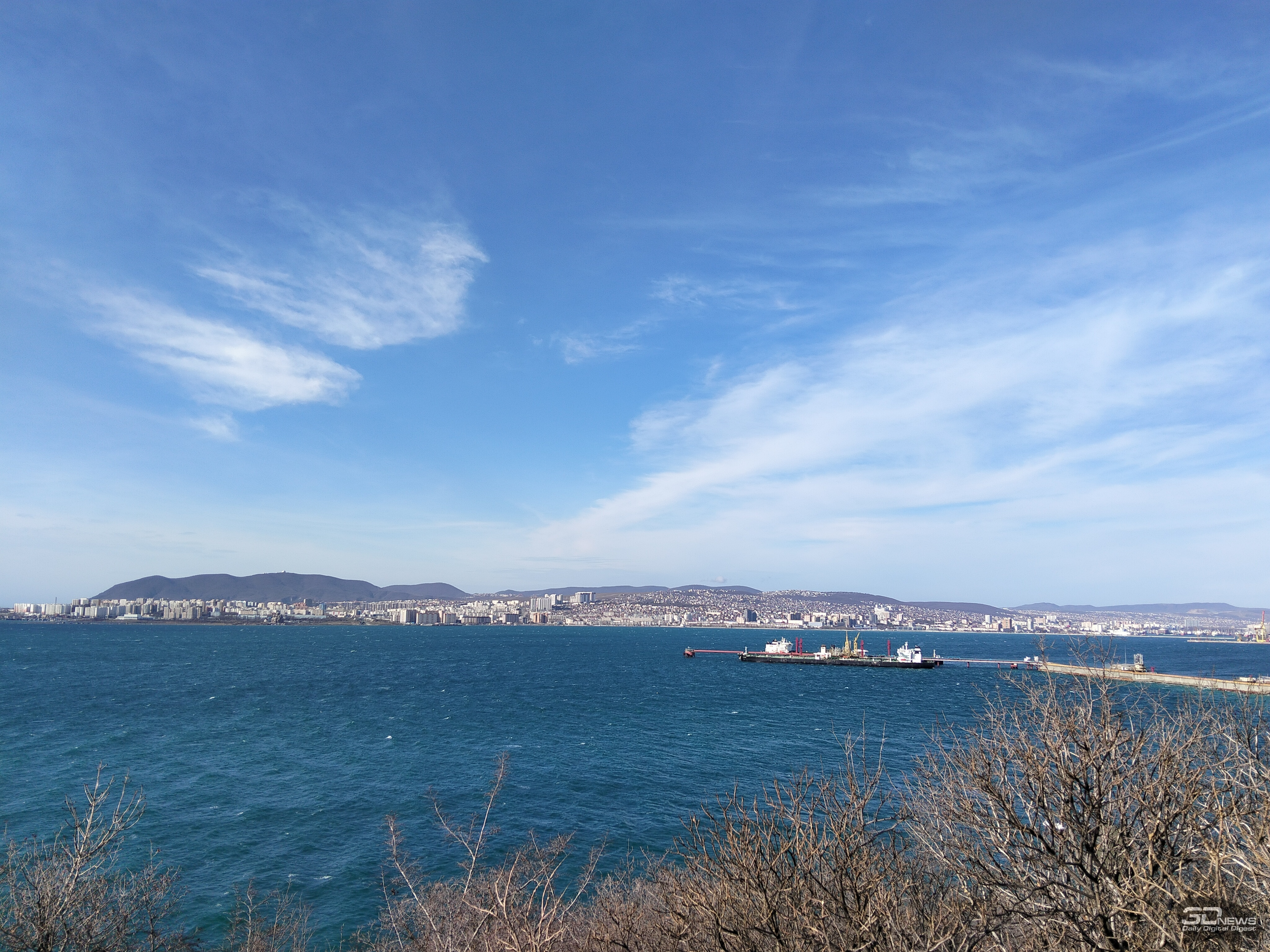 Обзор смартфона realme C85 Pro: непотопляемый