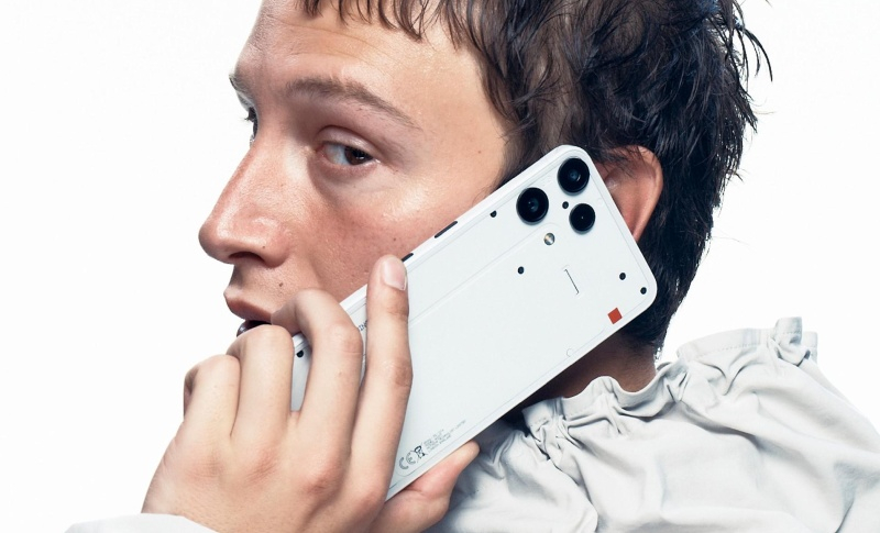Nothing представила минималистичный смартфон Phone (3a) Lite с одиноким светодиодом и ёмкой батареей за €249