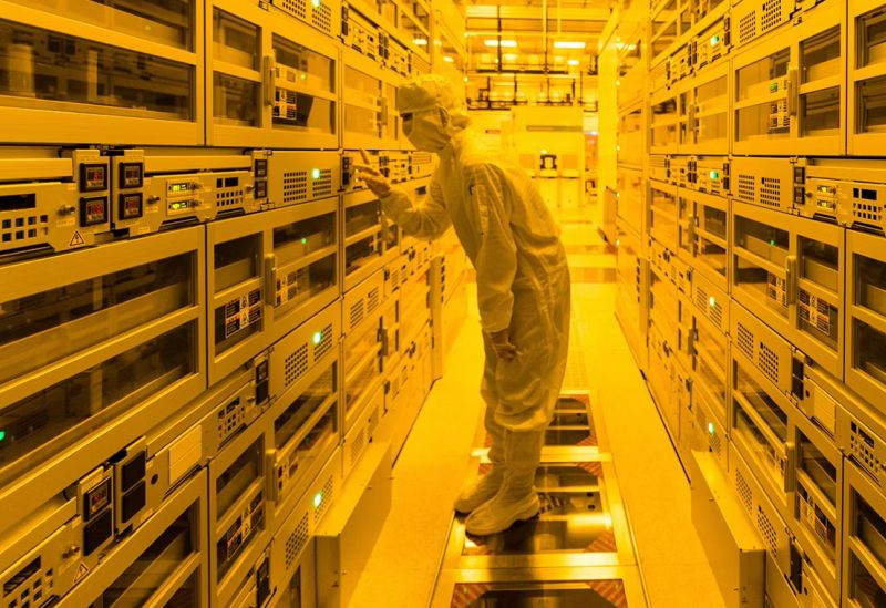 Бум ИИ загнал производителей SSD и модулей памяти в многомиллионные долги