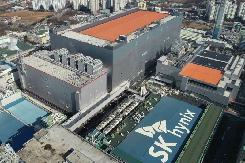 Пожар на заводе памяти SK hynix привёл к утечке опасного газа и эвакуации 3600 человек — производство не пострадало