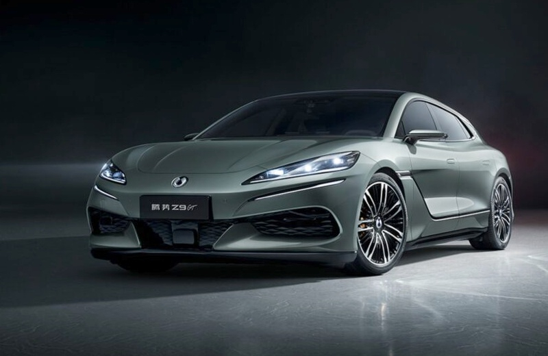 Как полный бак залить: BYD показала электромобиль, который заряжается за 12 минут