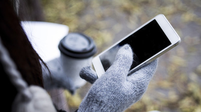 Минцифры рекомендовало выключать телефон по пути в Калининград