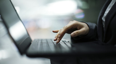 Названы последствия неудаления из рабочего чата уволившегося сотрудника