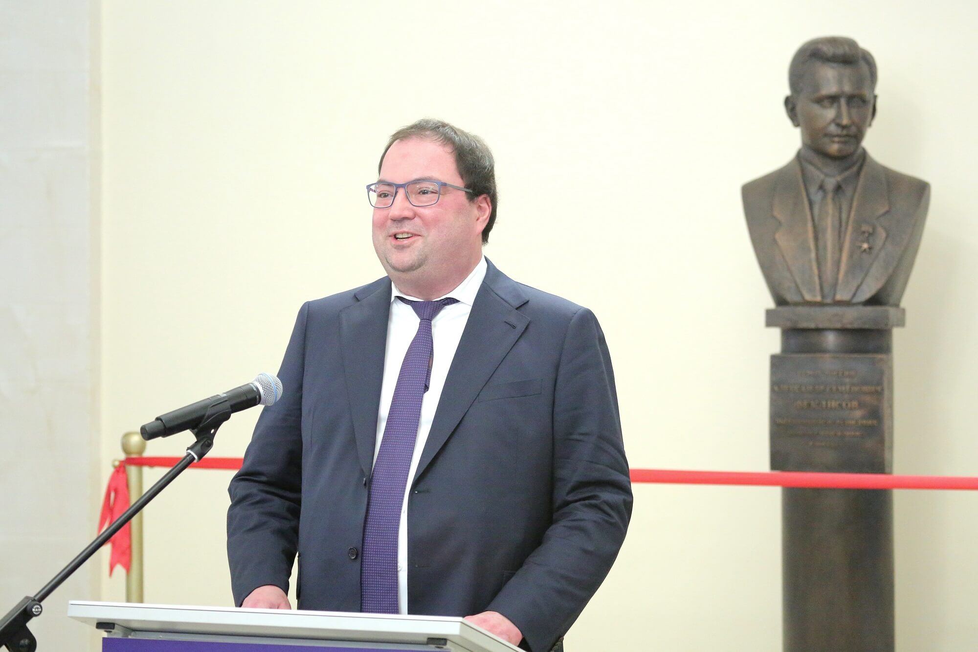 Максут Шадаев поздравил МТУСИ со 100-летним юбилеем