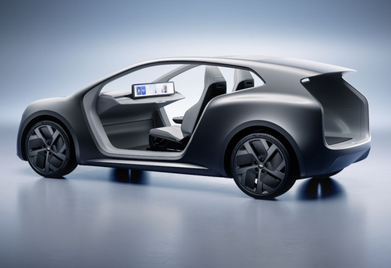 Lucid представила концепт беспилотного такси для конкуренции с Tesla Cybercab и другие разработки