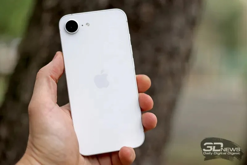 iPhone 17e будет стоить как iPhone 16e, но получит чип A19 и зарядку MagSafe