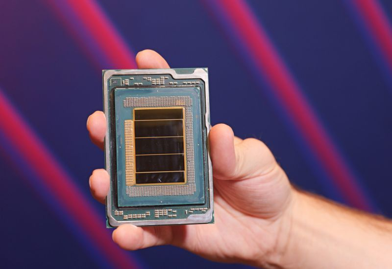 Акции Intel взлетели в цене почти на четверть и потянули за собой конкурентов — Nvidia теперь стоит $5 трлн