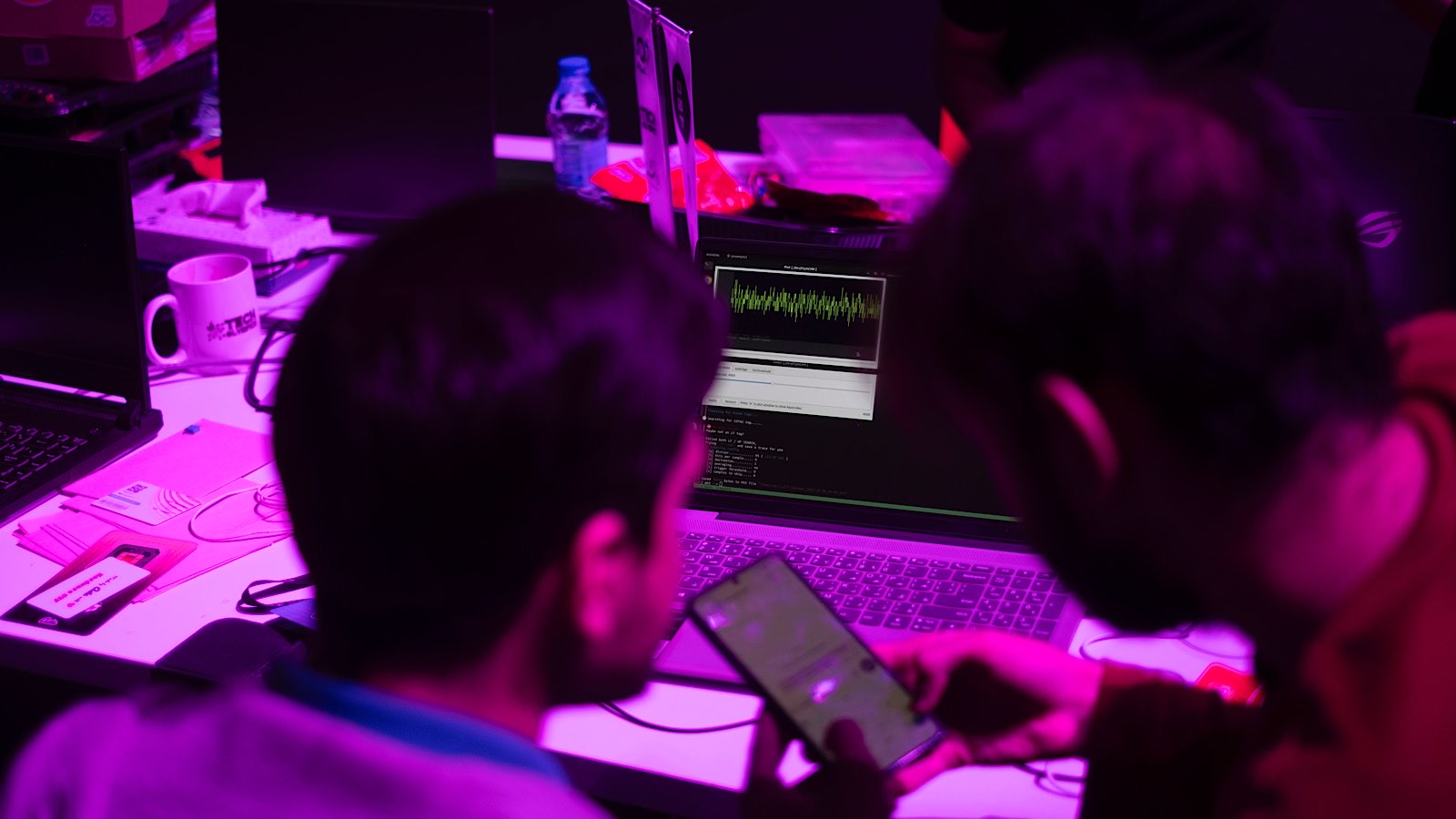 Хакерские группировки все чаще объединяются для кибератак