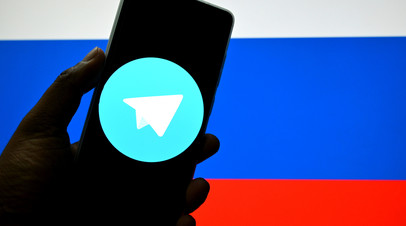 Шадаев: Минцифры изучало возможность интеграции «Госуслуг» с Telegram