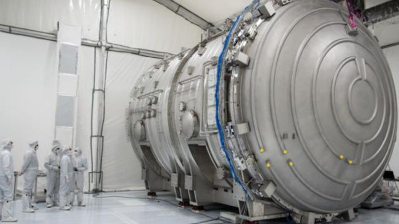 Mwc 2024. Робот консьерж в отеле хилтон. Mwc 2024. Выставка игромир. Mwc barcelona 2022 - mobile world congress.