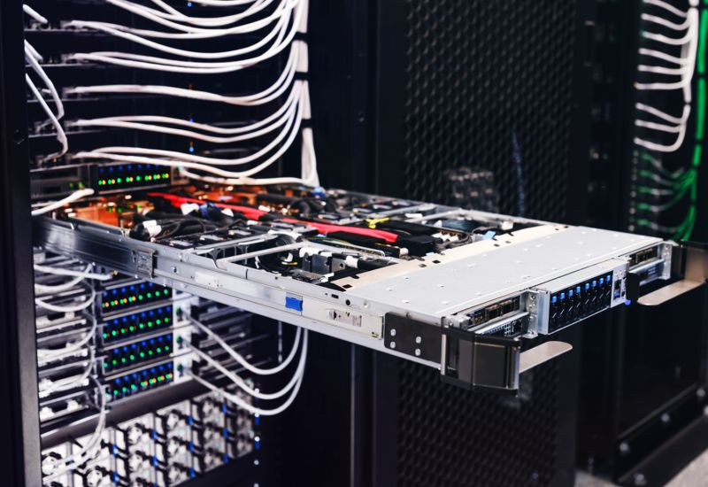 Трёх тайванцев арестовали за контрабанду ускорителей Nvidia в Китай в обход санкций США
