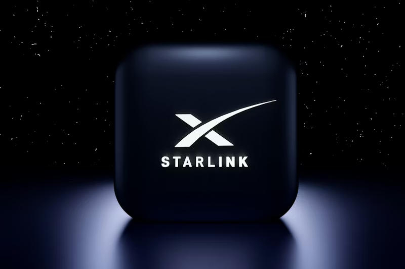 Из-за «аномалии» спутник Starlink развалился на части прямо на орбите