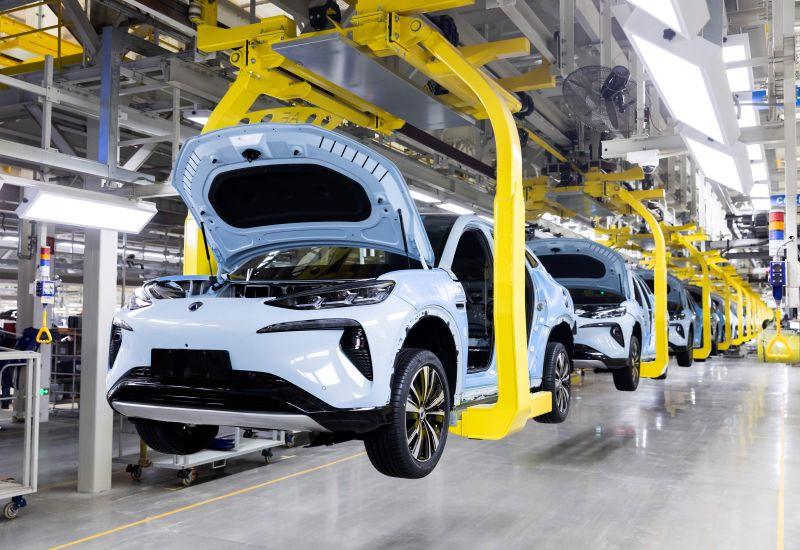 Китайской BYD удалось обойти Tesla в статусе крупнейшего поставщика электромобилей в 22 странах и регионах мира